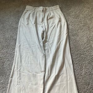 Abercrombie and Fitch Cream Wide-Leg Trousers size 31S
